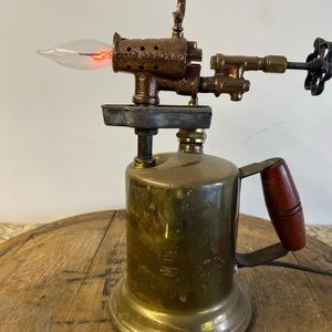 Unique lamp